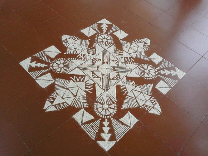 simple alpana design 18