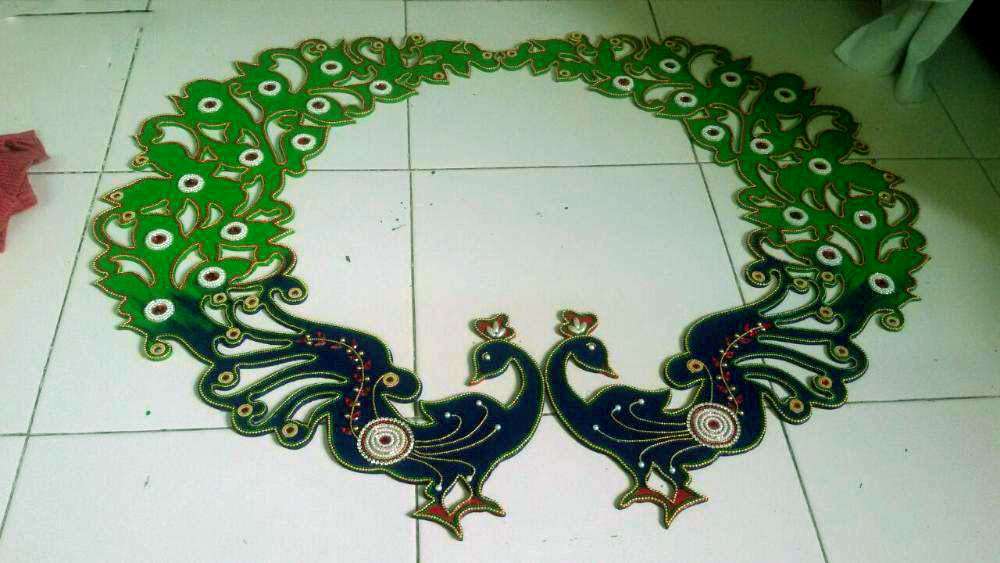 peacocks wooden rangoli design 11