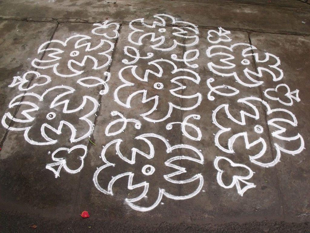 dotted kolam 15