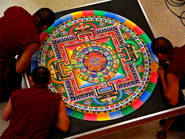 tibetan sand painting rangoli design 4