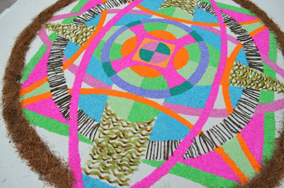 simple rangoli design by gowri savoor 11