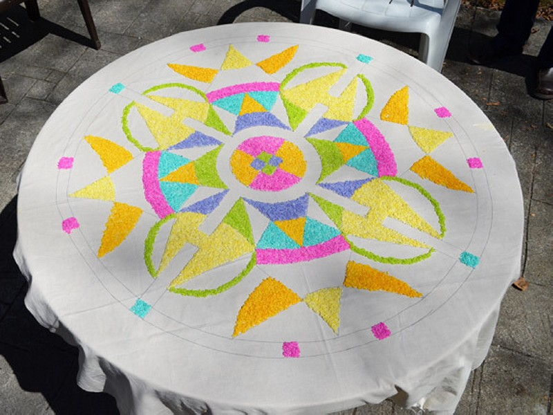 simple rangoli design by gowri savoor 12