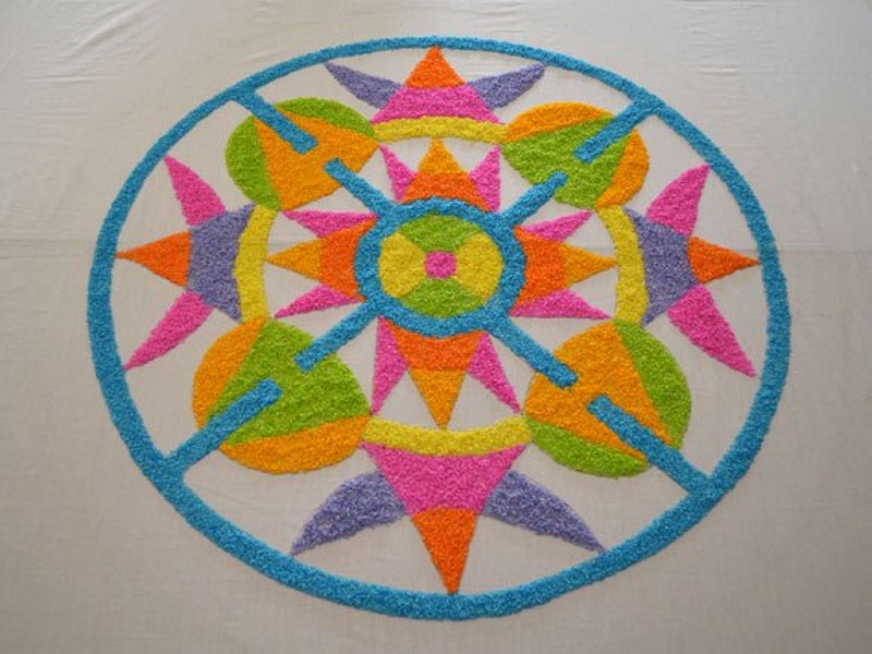 simple rangoli design by gowri savoor 9