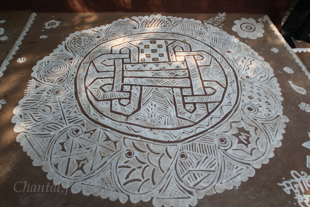 16 mandana rangoli design by jumel chantel